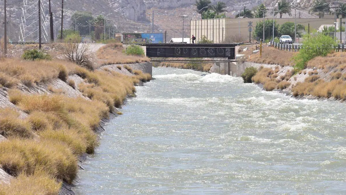 39 SOLIS Sigue discusión en los Módulos de Riego por la distribución del agua